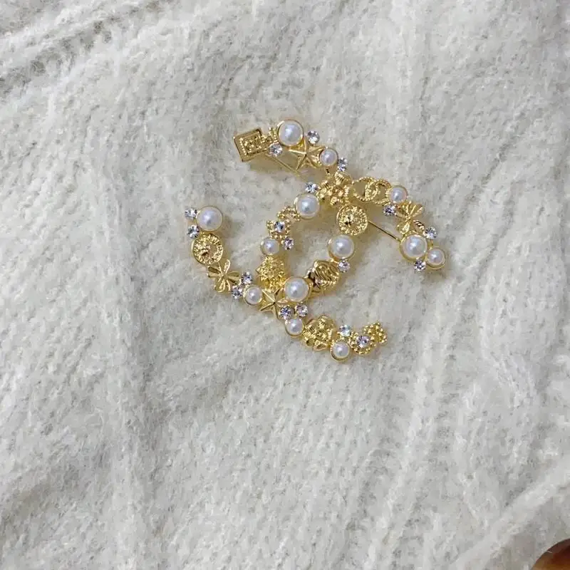Chanel brooch 1lyx36 (1)